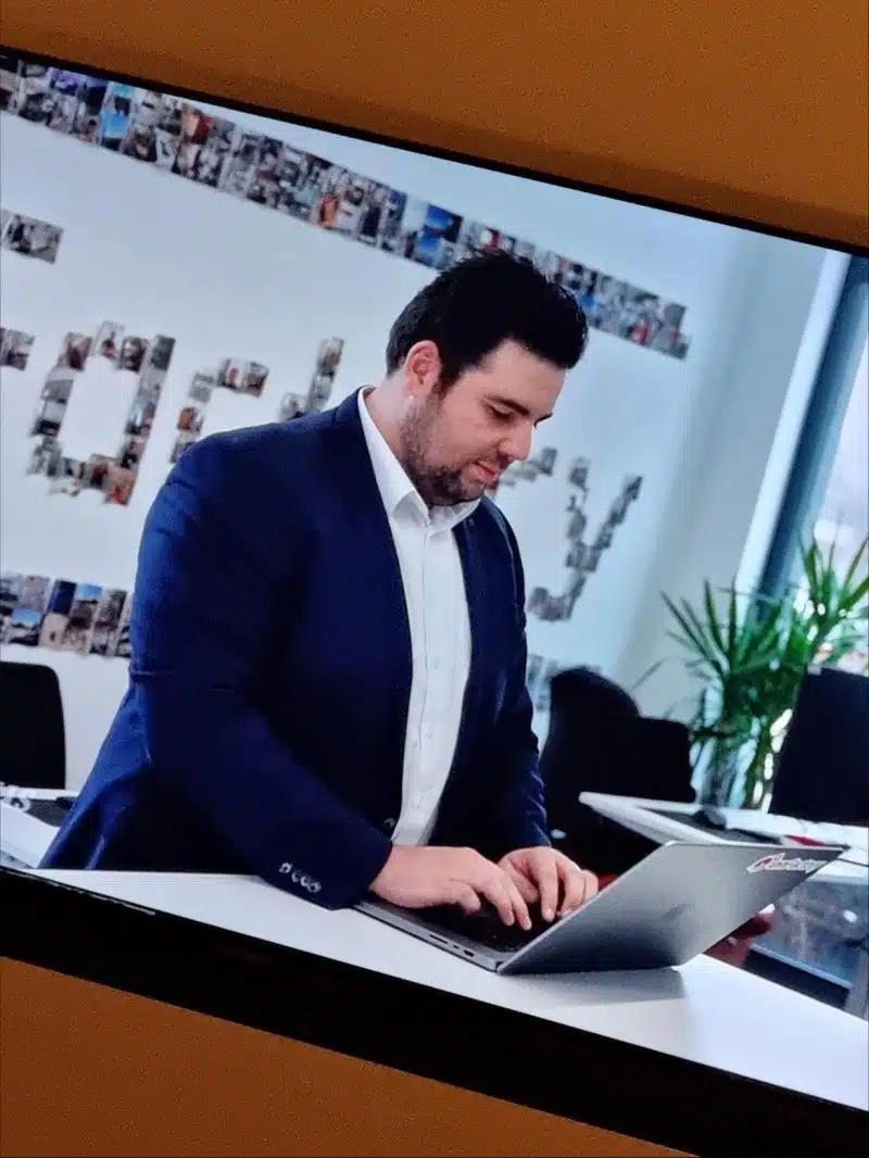 innFactory Presents the Power of AI with ChatGPT at IHK Presentation and ARD Broadcast